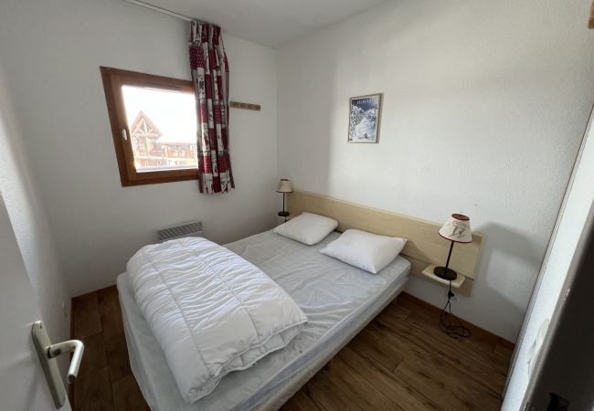 Apartment in Valmeinier - VALMEINIER : Beautiful apartment in the heart of Valmeinier 1900, 8 people Apartment in Valmeinier - VALMEINIER : Beautiful apartment in the heart of Valmeinier 1900, 8 people
