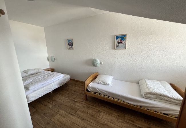 Apartment in Valmeinier - VALMEINIER : Beautiful apartment in the heart of Valmeinier 1900, 8 people Apartment in Valmeinier - VALMEINIER : Beautiful apartment in the heart of Valmeinier 1900, 8 people