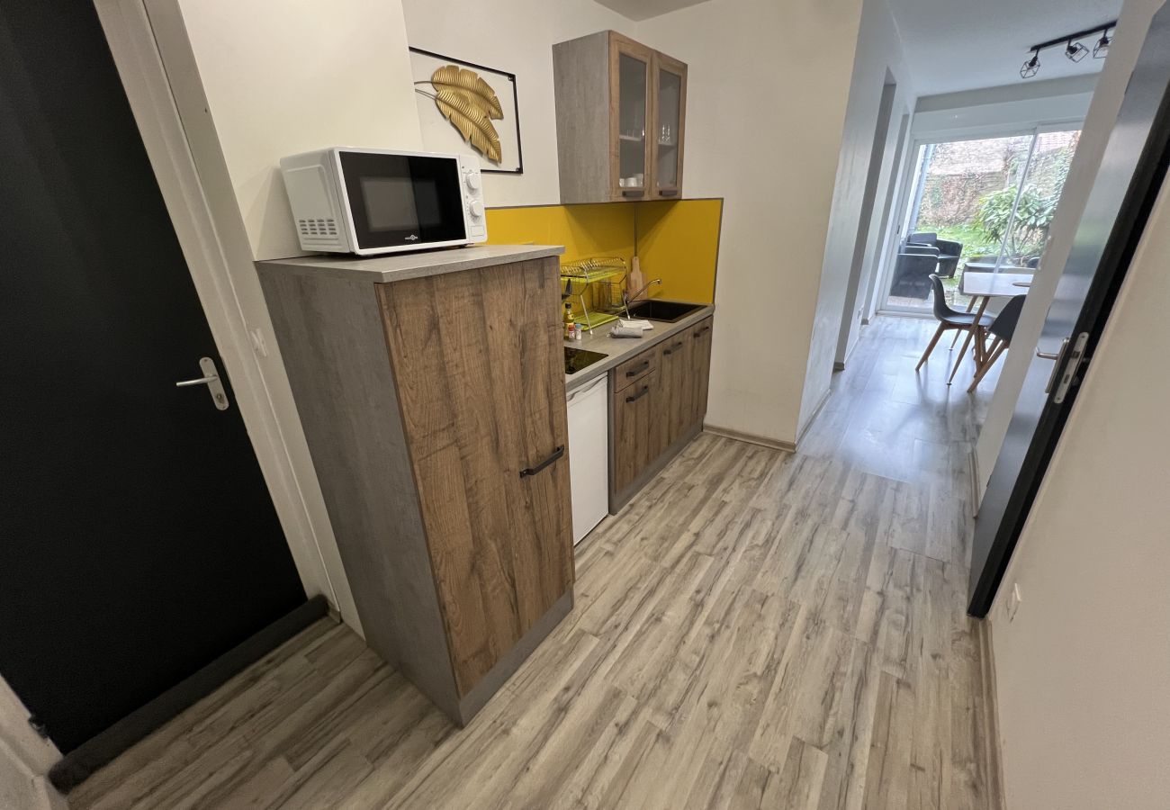 Apartment in Amiens - Côté Jardin AMIENS 4-6 P