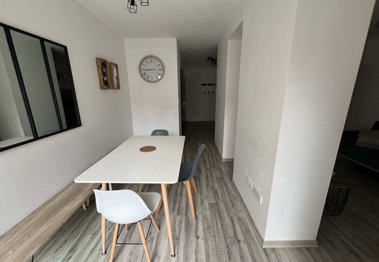 Apartment in Amiens - Côté Jardin AMIENS 4-6 P