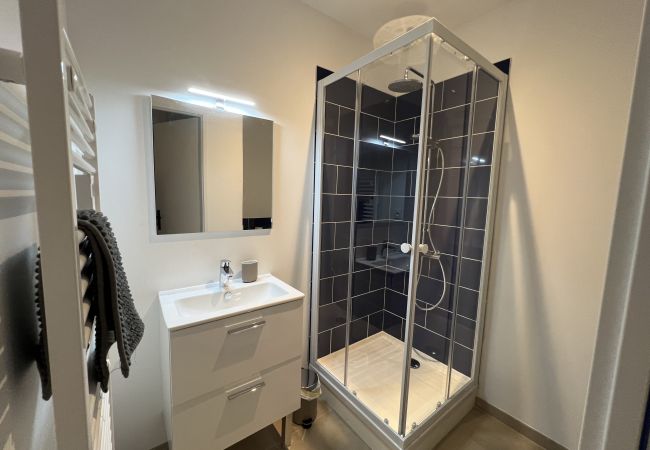 Apartment in Boulogne-sur-Mer - Under the Sea: 4–6 people, terrace, spa Apartment in Boulogne-sur-Mer - Under the Sea: 4–6 people, terrace, spa