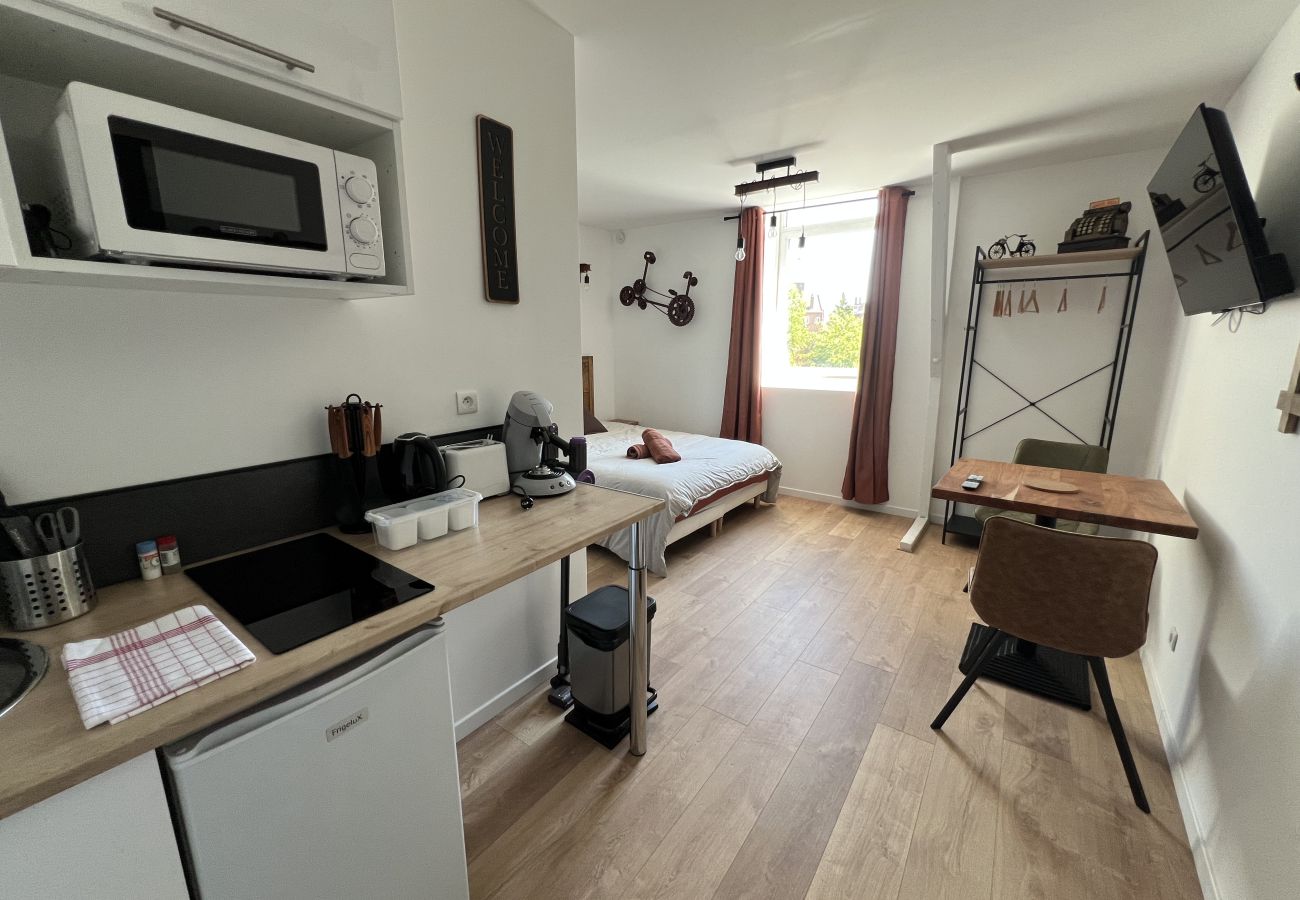 Studio in Lens - Le Studio Indus', 2p 