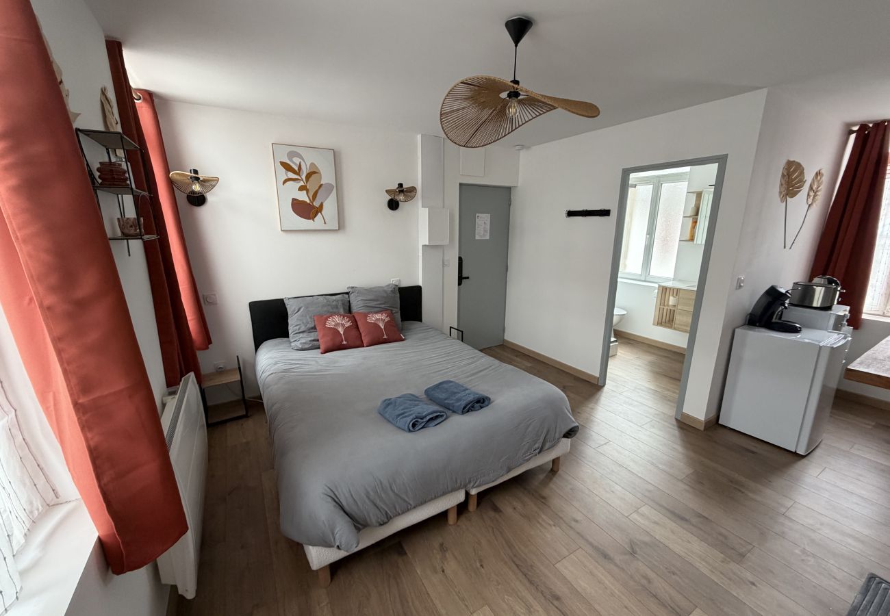 Studio in Ecuires - Le Nid Automnale