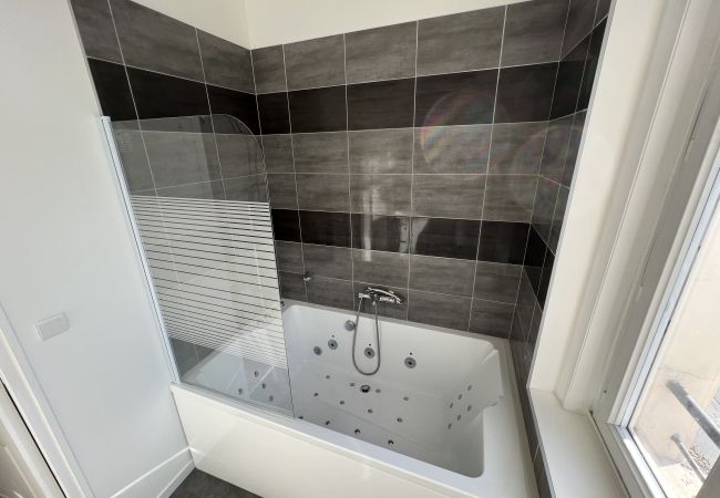 Estudio en Liévin - La Chambre Balnéo - 2P centro ciudad Liévin Estudio en Liévin - La Chambre Balnéo - 2P centro ciudad Liévin