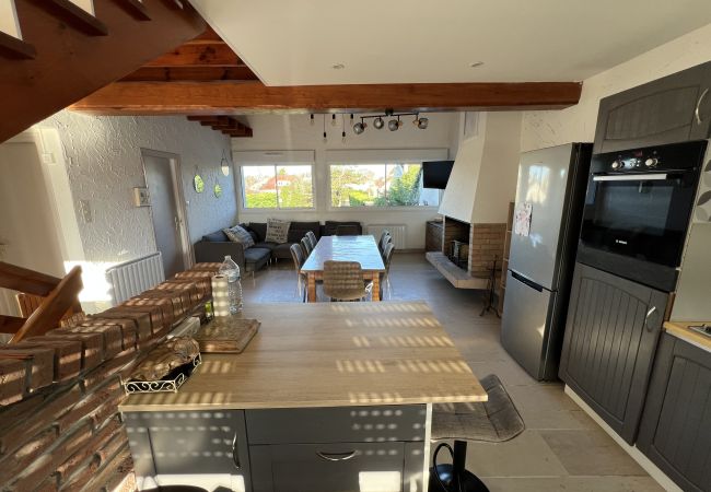 Casa en Cucq - Chez Pape & Mame : Stella-Plage, Maison 10-12 Pers Casa en Cucq - Chez Pape & Mame : Stella-Plage, Maison 10-12 Pers