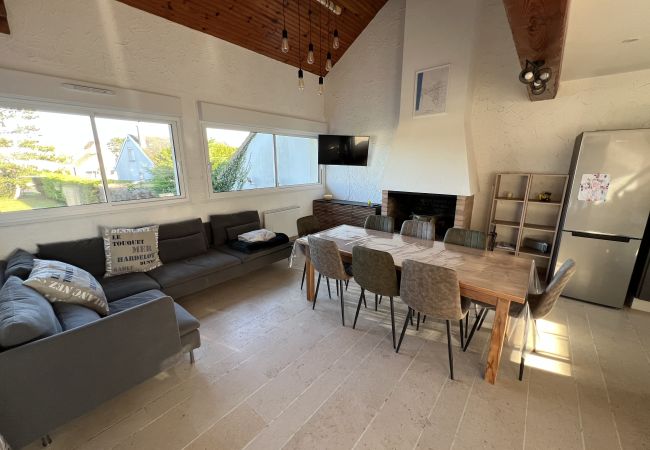 Casa en Cucq - Chez Pape & Mame : Stella-Plage, Maison 10-12 Pers Casa en Cucq - Chez Pape & Mame : Stella-Plage, Maison 10-12 Pers