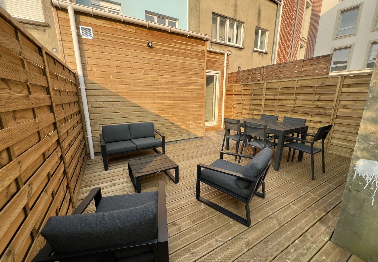 Appartement à Boulogne-sur-Mer - Sous la mer : 4-6 pers, terrasse, spa
