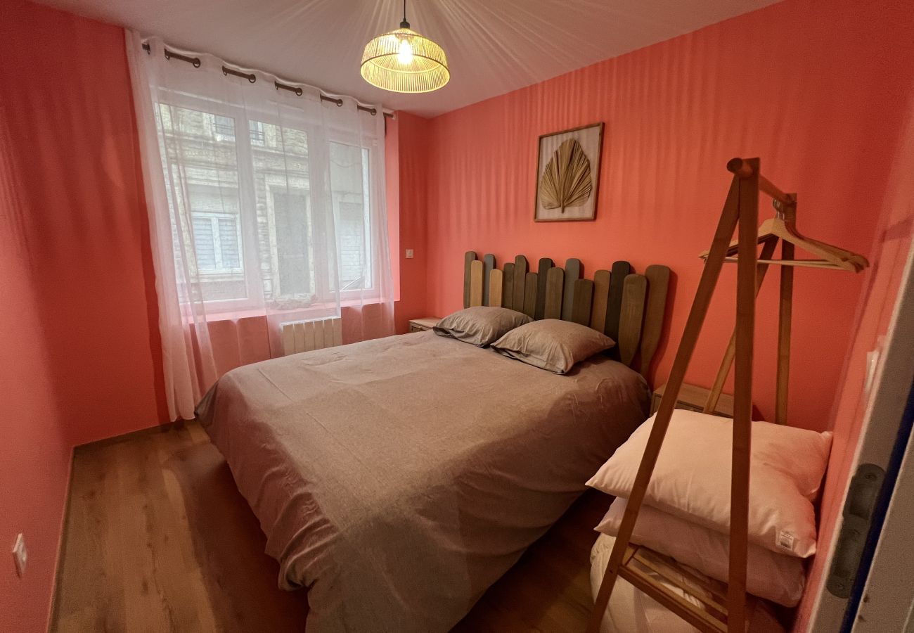 Appartement à Boulogne-sur-Mer - Sous la mer : 4-6 pers, terrasse, spa