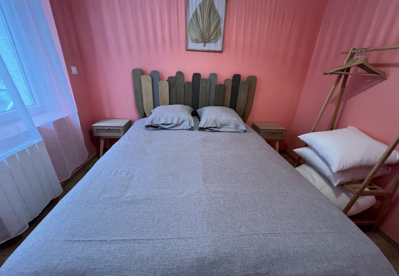 Appartement à Boulogne-sur-Mer - Sous la mer : 4-6 pers, terrasse, spa