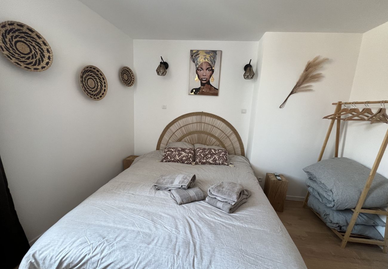 Appartement à Lens - L’Oasis Africaine, 2-4p